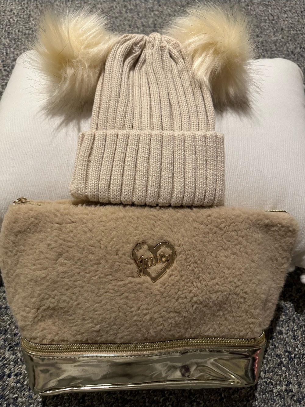 Juicy Couture cosmetic pouch & Pom Pom hat